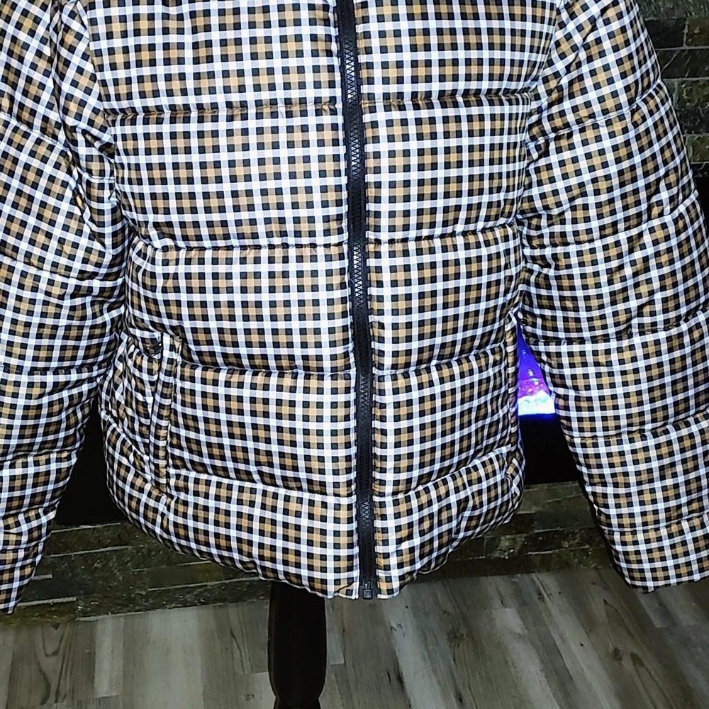 Plaid Puffer Jacket Size L - Picture 8 of 8